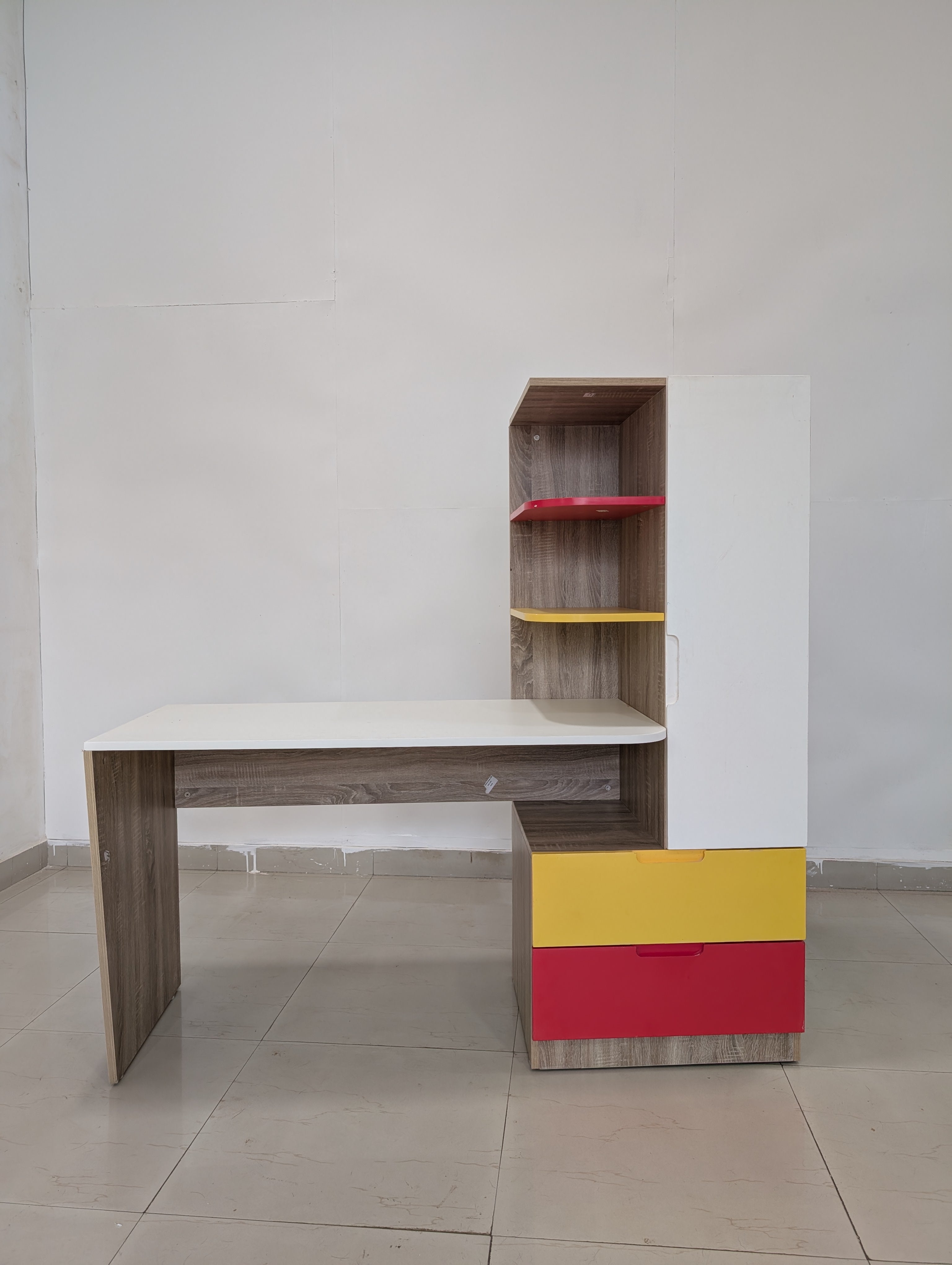 Mr Practical Study Table (Pre-Loved Furniture Almost New)