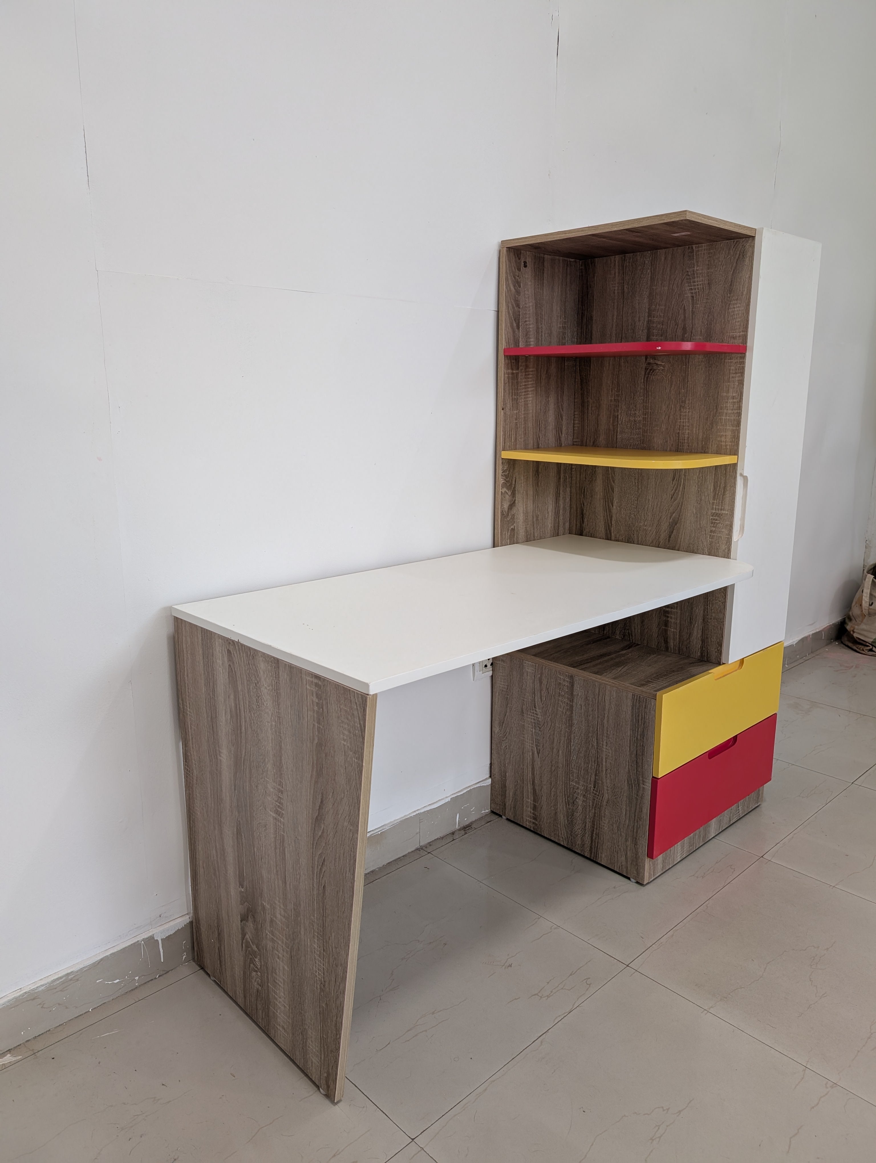 Mr Practical Study Table (Pre-Loved Furniture Almost New)