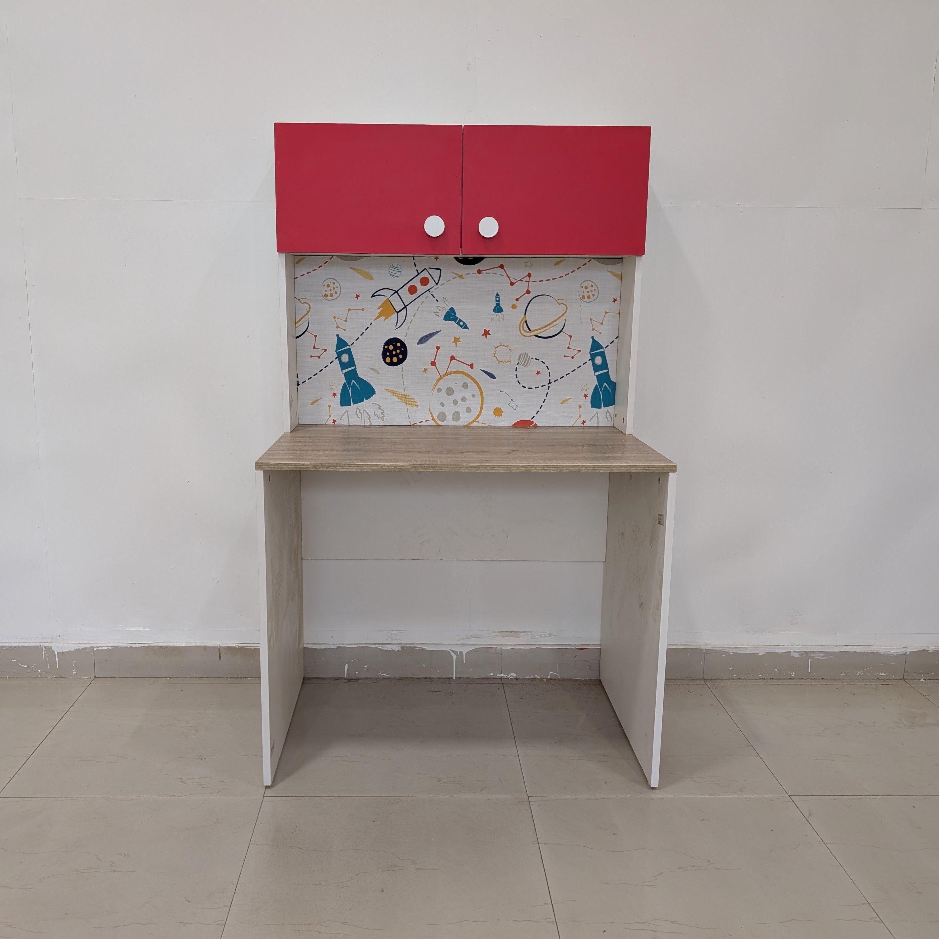 Smooth Sail Study Table (Pre-Loved Furniture Almost New)